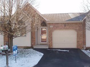 25 Das Ct, Williamsville, NY 14221