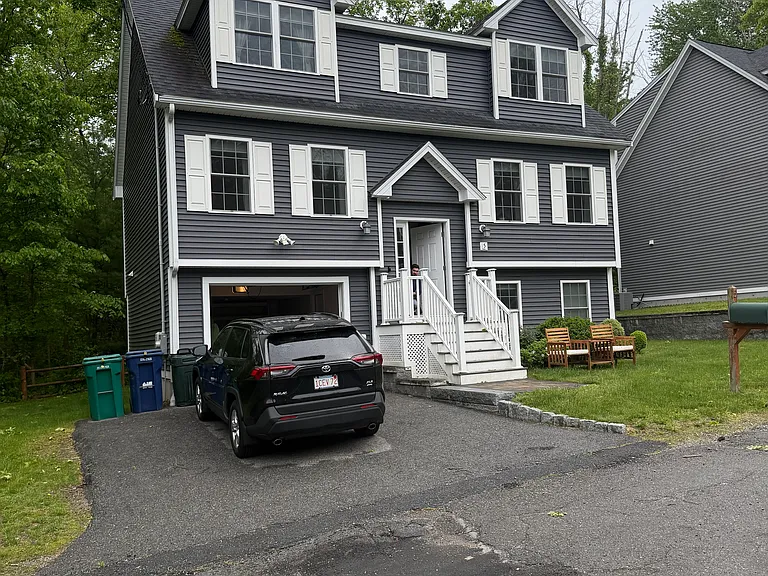 5 Crystal St — Photo 1