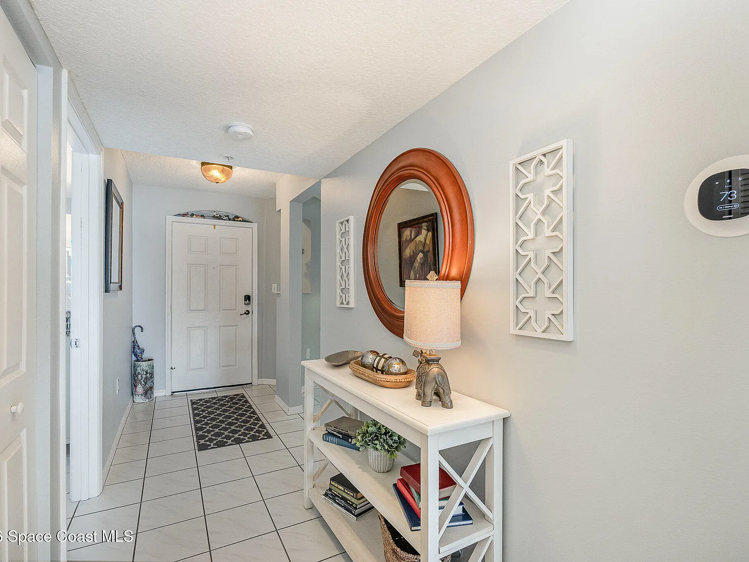 2 bed, 2.0 bath, 1663 sqft, $3,200 — Photo 3