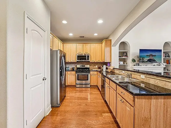 2210 Onion Creek Pkwy #1104 — Photo 10