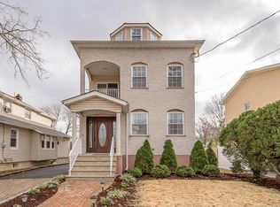 3 W Walnut St, Metuchen, NJ 08840
