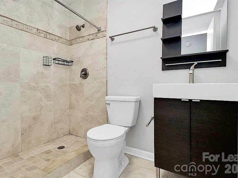 6133 Colchester Pl — Photo 34