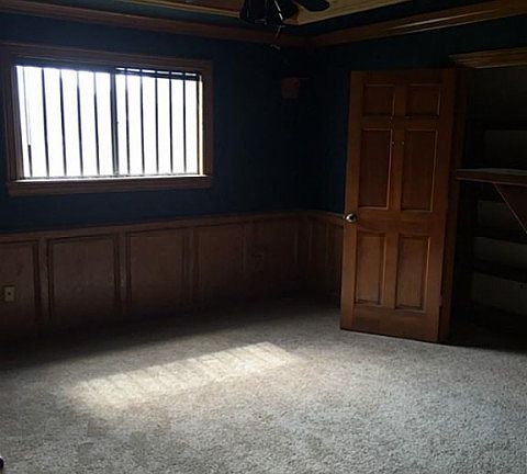 5th image of 614 Wisconsin St