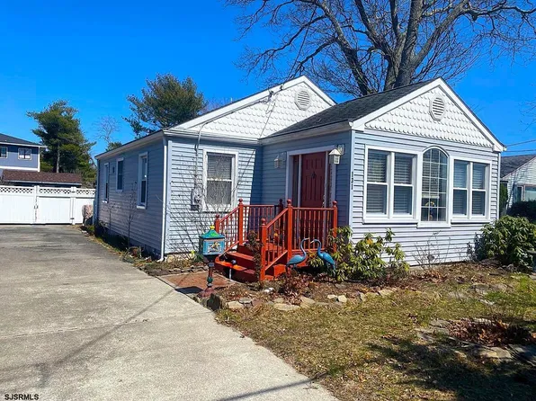 131 W Groveland Ave, Somers Point, NJ 08244