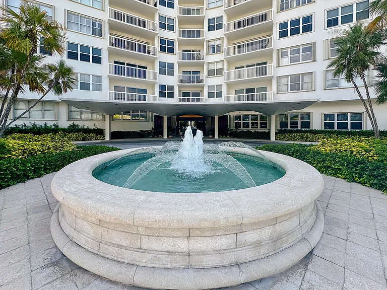 2600 N Flagler Dr #803 — Photo 10