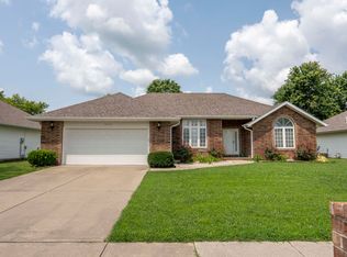 5117 S Ashwood Ave, Battlefield, MO 65619