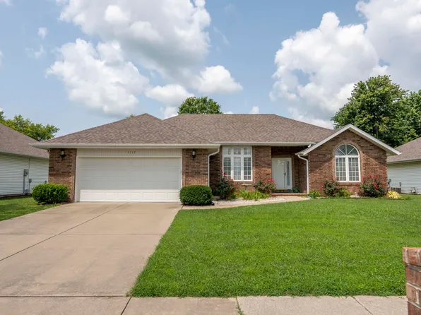 5117 S Ashwood Avenue, Battlefield, MO 65619