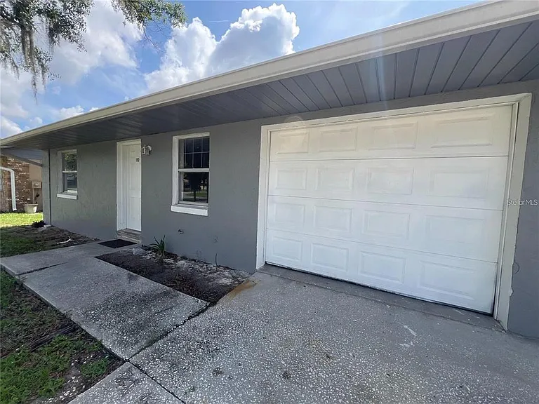 152 Julie Ln #B — Photo 13