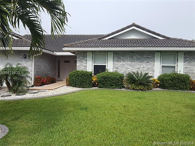 1st image of 4216 NW 73rd Ave