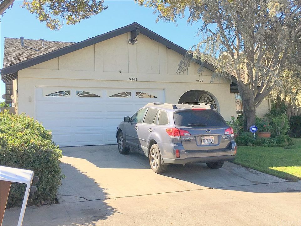 1st image of 11606 Valerio St