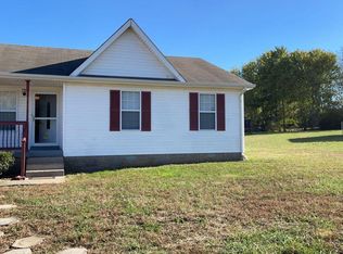 322 Atlantic Ave, Oak Grove, KY 42262