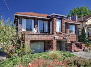 2622 58th Ave SW, Seattle, WA 98116