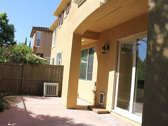 3rd image of 2630 Bellezza Dr