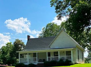 921 Red Hollow Rd, Martin, GA 30557