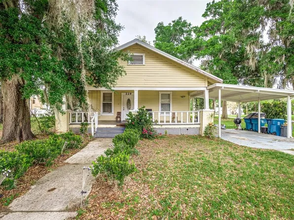 229 6th St NE, Fort Meade, FL 33841