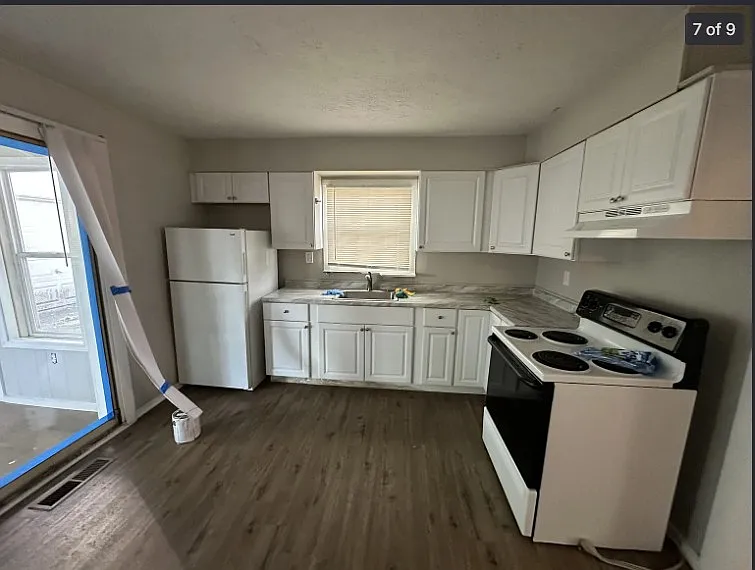 1075 Graystone Dr #NA — Photo 2