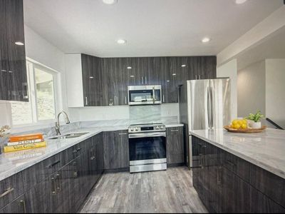 1544 Onipaa St, Honolulu, HI, 96819