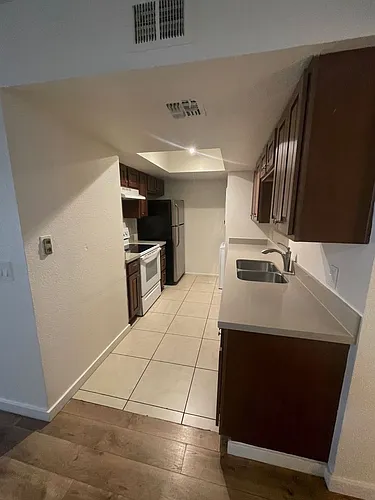 32 North Photo 1
