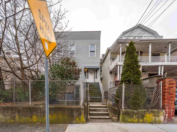 53 Claremont Avenue image 1 of 22