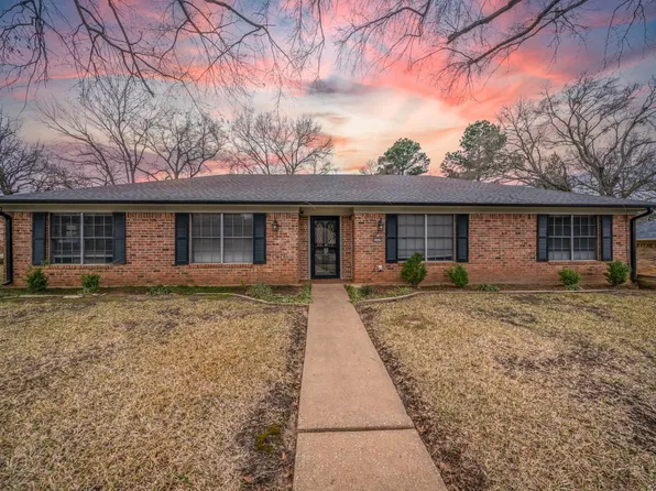 3729 Linda Kaye Dr, Longview, TX 75604