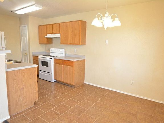 4th image of 2200 Wright Way