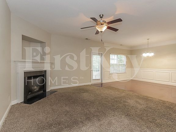 4th image of 7225 Caley St