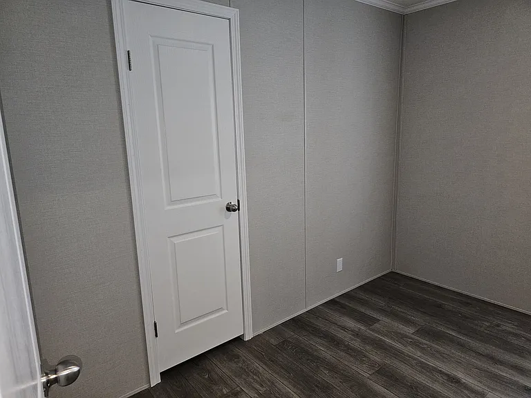 855 W Jefferson 21 #21 — Photo 9