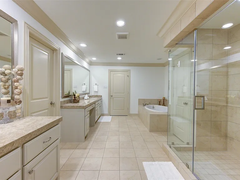 13606 Teal Bluff Ln — Photo 35