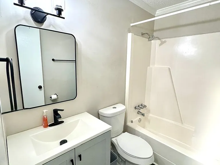 1408 Petrell Ct — Photo 10