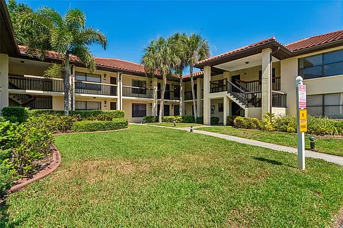 305 Hammock Pine Blvd #305 Photo 1