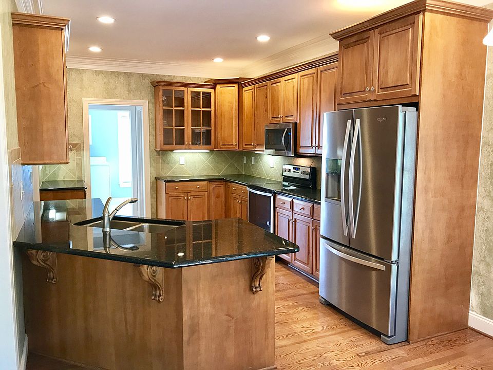 1st image of 2133 Waterford Village Dr