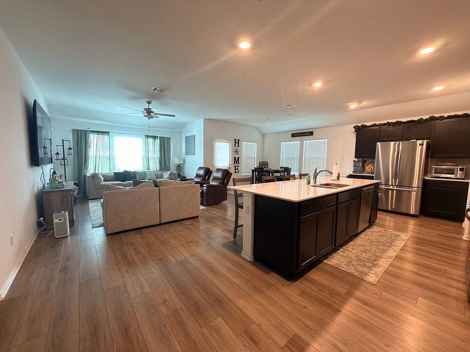 1st image of 200 Sebring Cir