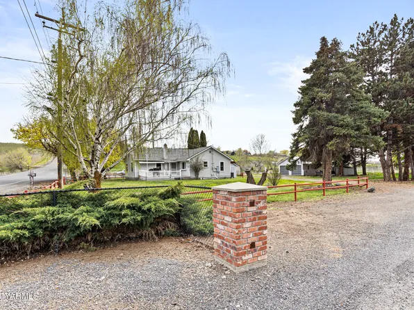 1214 Cottonwood Canyon Rd, Yakima, WA 98908