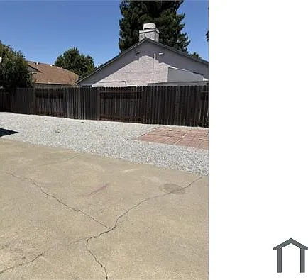 1325 Senida Way — Photo 10