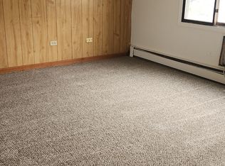 1572 Mark Ave, Elgin, IL 60123