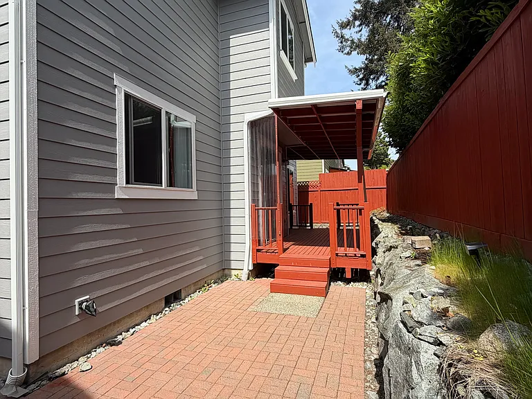 17850 110th Pl SE — Photo 24