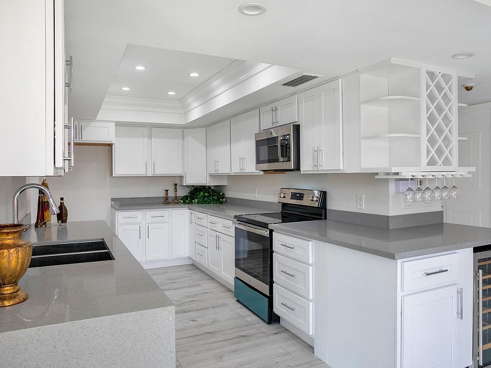 1st image of 195 Leisure World