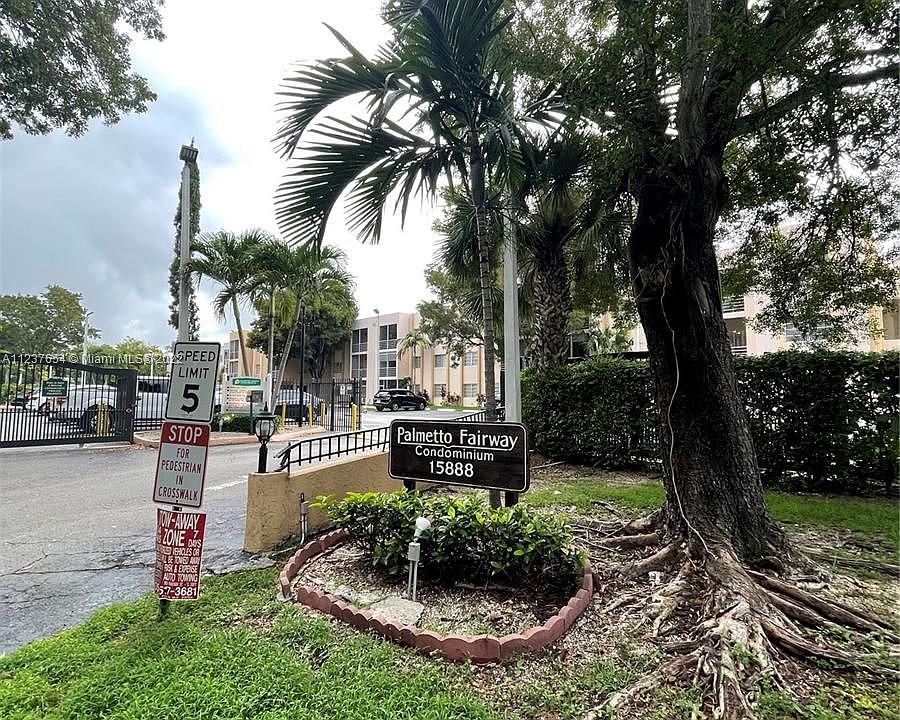 1st image of 15888 SW 95th Ave APT 208