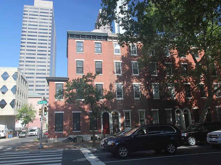 131 N 20th St — Photo 8