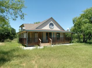 21240 Morin Rd, Von Ormy, TX 78073