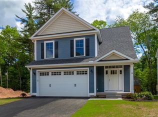 47 Hendricks Ln, Simsbury, CT 06070