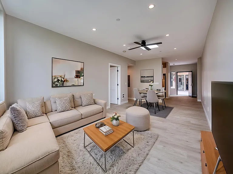 4202 Telegraph Ave #202 — Photo 1