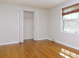 7415 Chadwick St, Prairie Village, KS 66208
