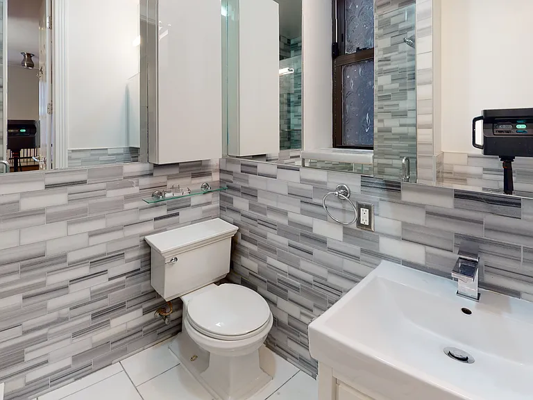 52 Barrow St #1B — Photo 7