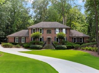5610 Lake Island Dr, Sandy Springs, GA 30327