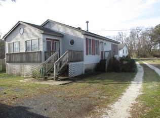 7292 Pointer Ln, Chincoteague, VA 23336