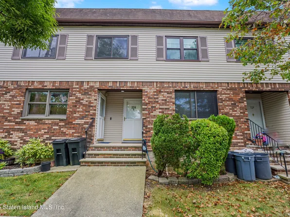 226 Katan Ave #B, Staten Island, NY 10308