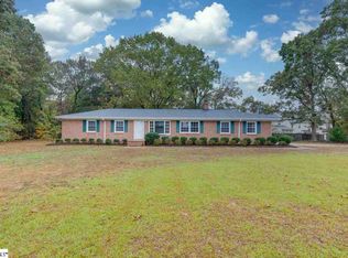 1018 Devenger Rd, Greenville, SC 29650