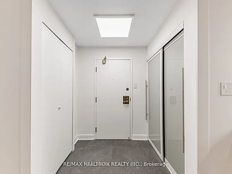 333 Clark Ave W #321 — Photo 7