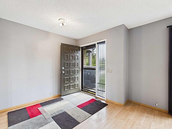 2nd image of 2300 Oakmoor Dr SW #3